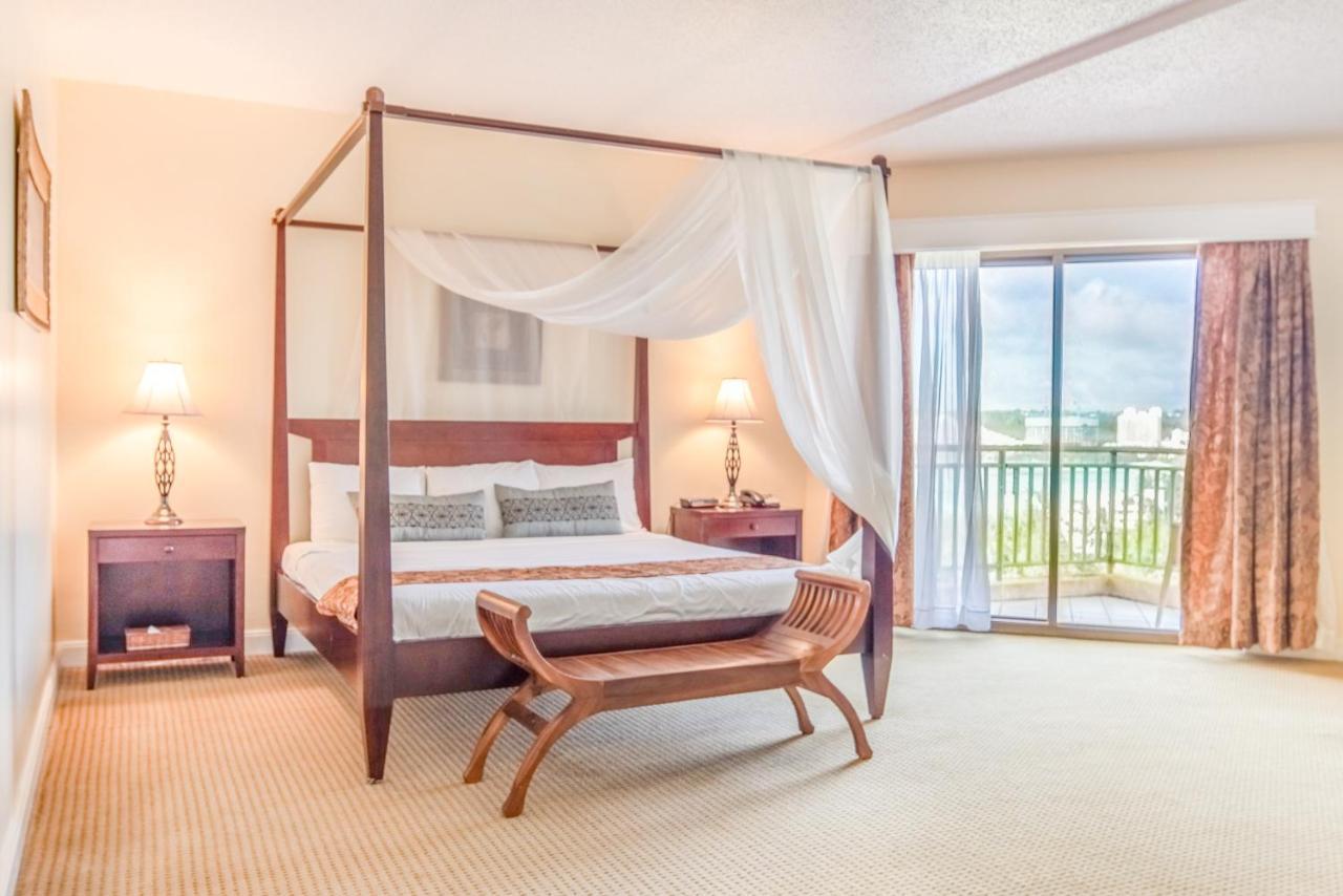 Holiday Resort & Spa Guam Тумон Экстерьер фото